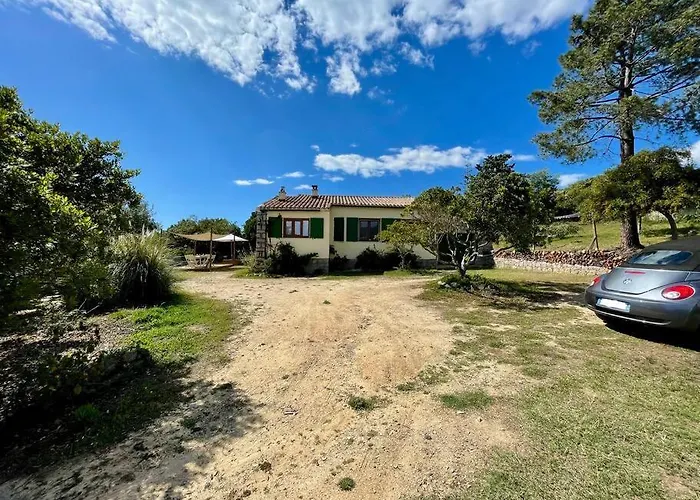 Maison En Bord De * Coggia